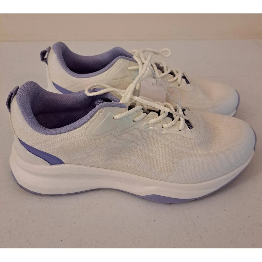 Khombu Patan Sneakers Womens 8 Beige New Memory Foam Lightweight 1136-567-B8